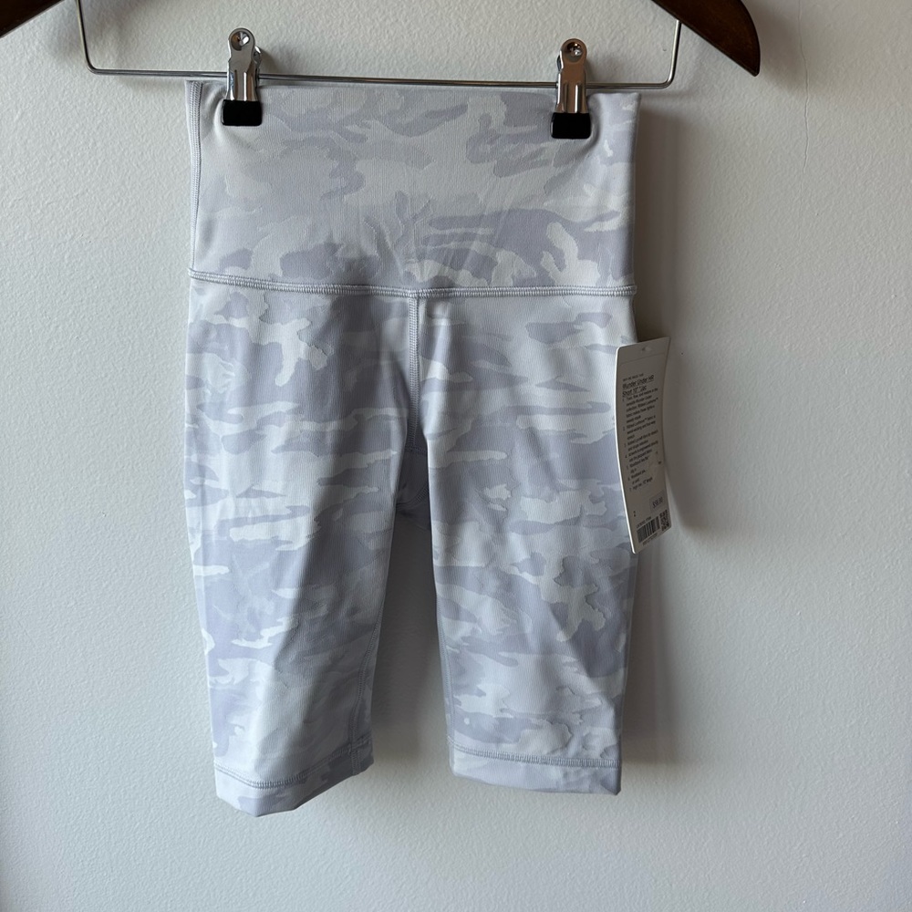 NWT Lululemon Wunder Under 10inch Biker Shorts Size 2
